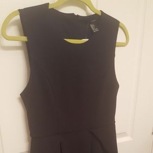 Little blaack dress (never worn )